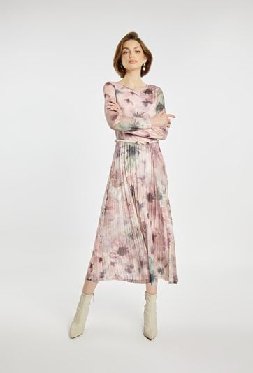 Sukienka z plisowanym dołem