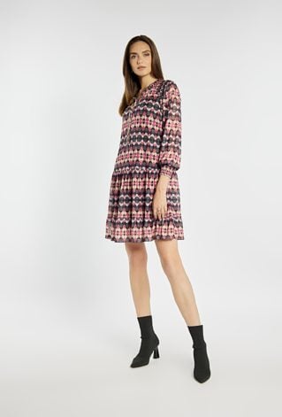 Sukienka z falbankami