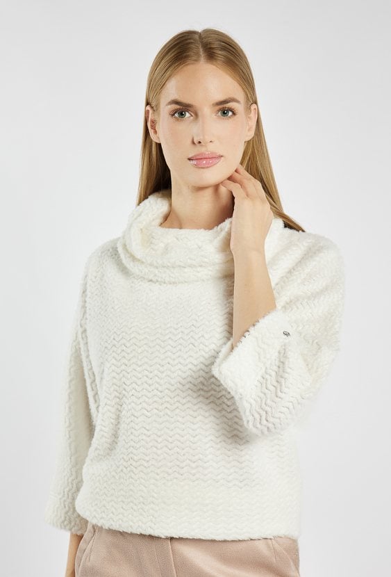 Miękki sweter damski