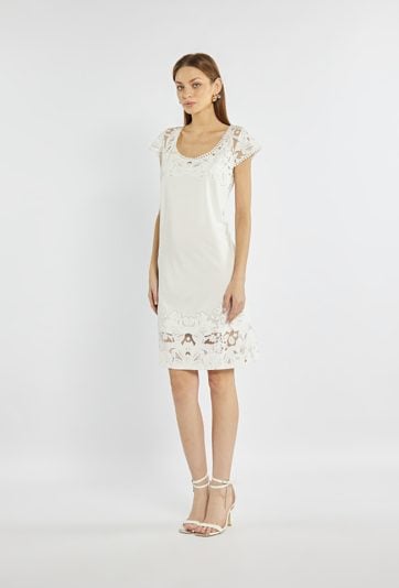 Lekka sukienka z koronką