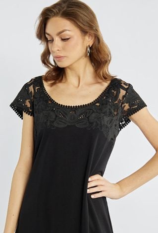 Lekka sukienka z koronką