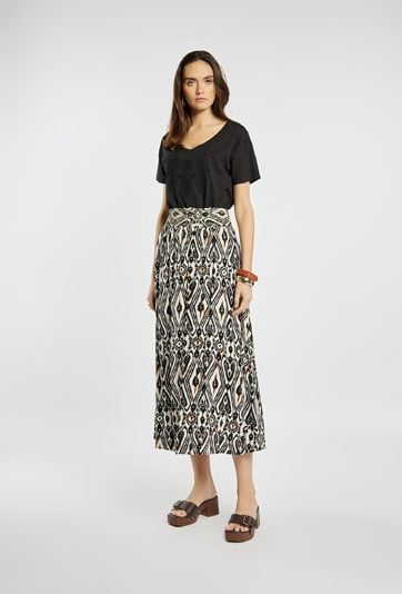 Zwiewna spódnica z wzorem