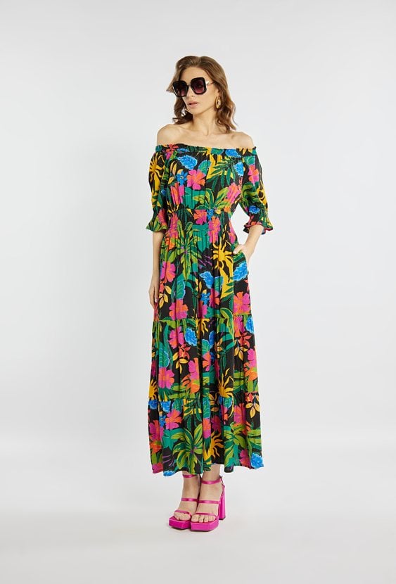 Długa sukienka z tropikalnym wzorem