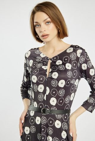 Sukienka midi z paskiem