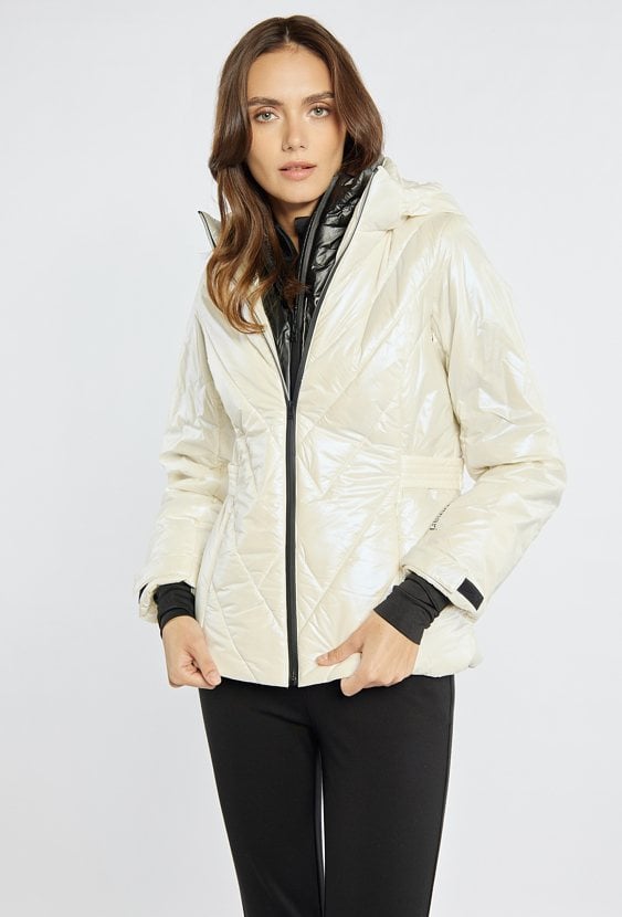 Sportowa kurtka z kapturem