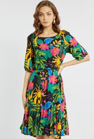 Sukienka z tropikalnym wzorem