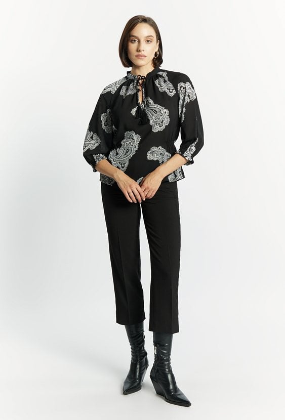 Bluzka ze ściągaczem