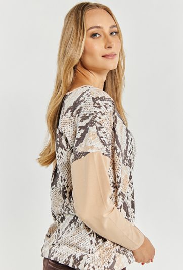 T-shirt damski z wężowym wzorem