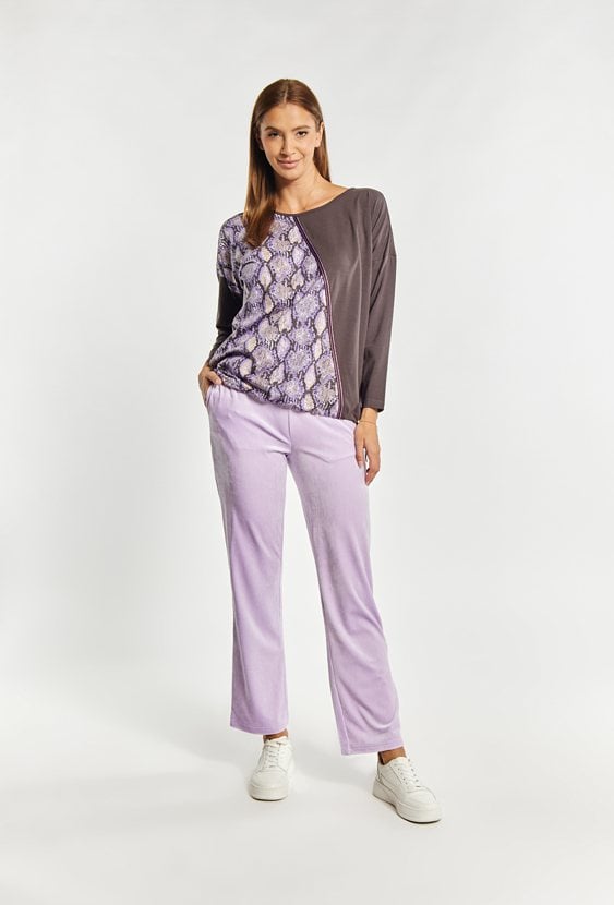 T-shirt damski z wężowym wzorem