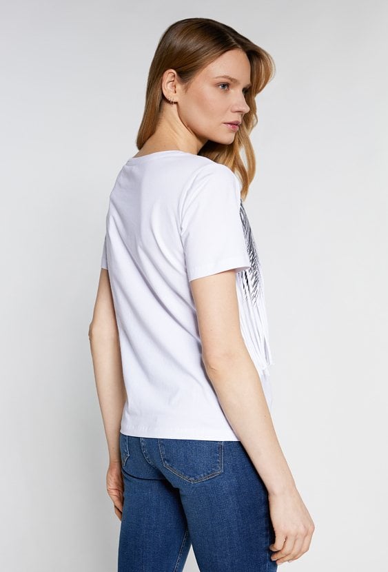 T-shirt z frędzlami