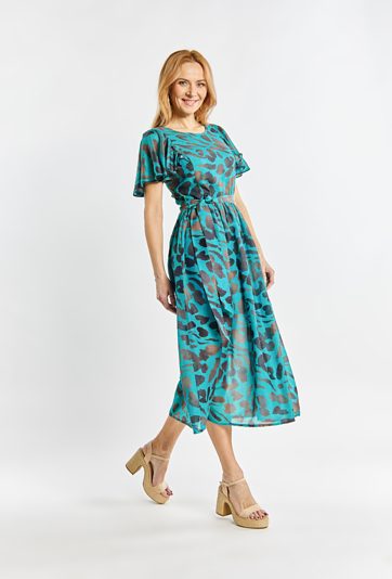 Zwiewna sukienka maxi