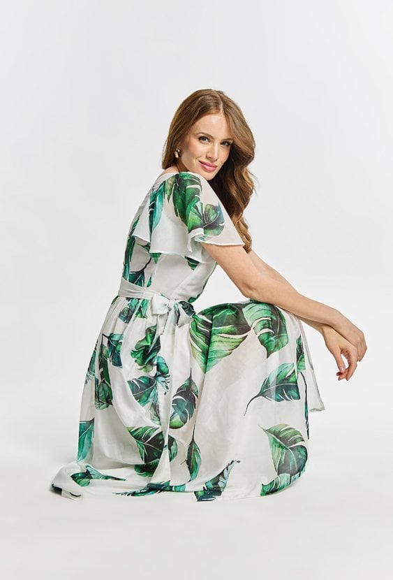 Zwiewna sukienka maxi