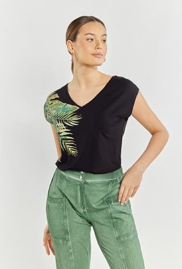 T-shirt  z dekoltem w serek