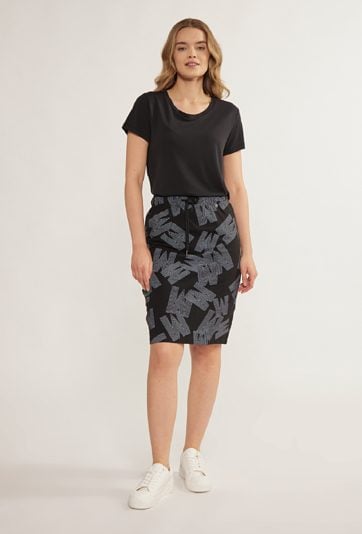 Ołówkowa spódnica z logo