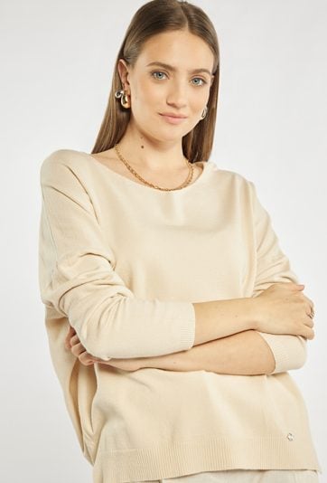 Sweter o luźnym kroju