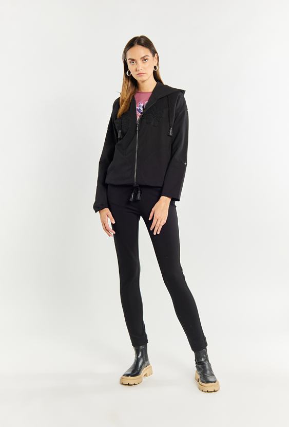 Bluza damska z haftem