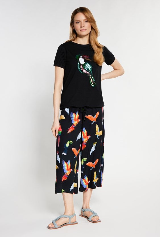 T-shirt z cekinowym wzorem