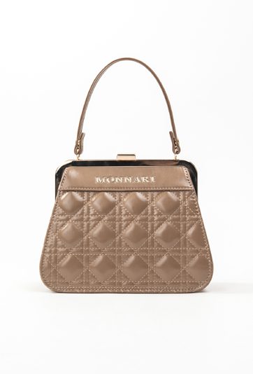 Mały kuferek z pikowanym panelem