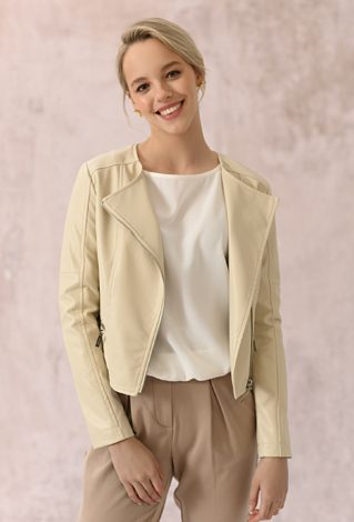 Kurtka z imitacji skóry