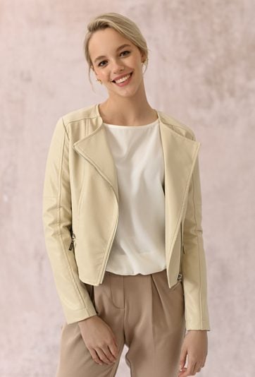 Kurtka z imitacji skóry