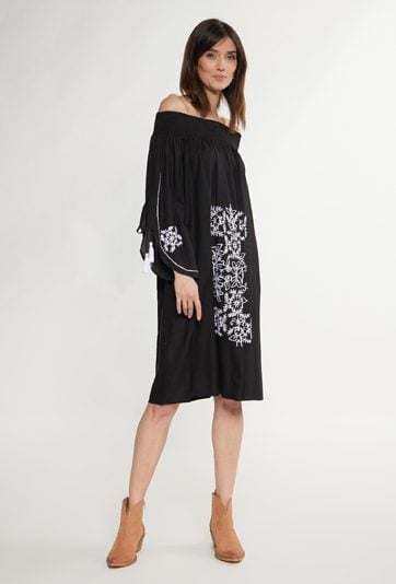 Sukienka damska z ciekawym wzorem