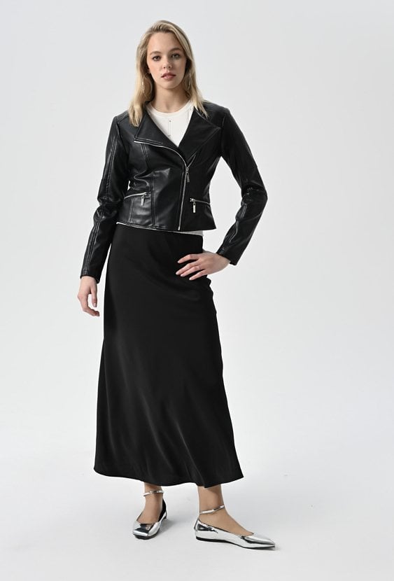 Kurtka z imitacji skóry