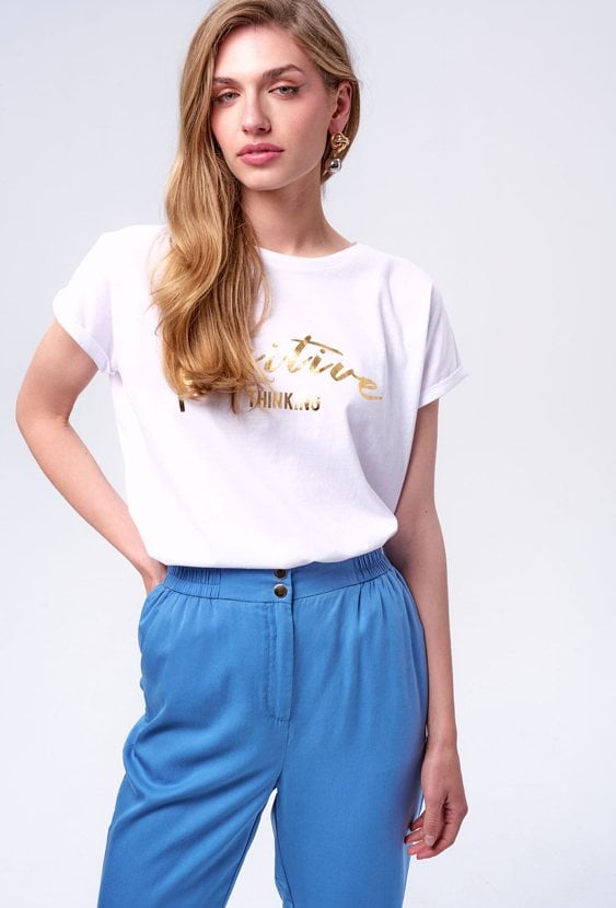 T-shirt ze złotym napisem
