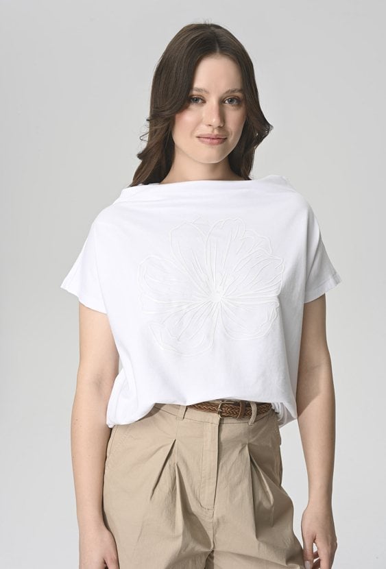 Bluza z dekoltem w łódkę