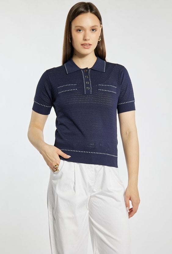 Sweter damski z kołnierzem