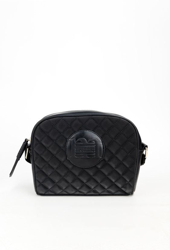 Pikowana torebka na pasku