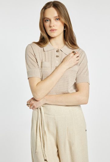 Sweter damski z kołnierzem