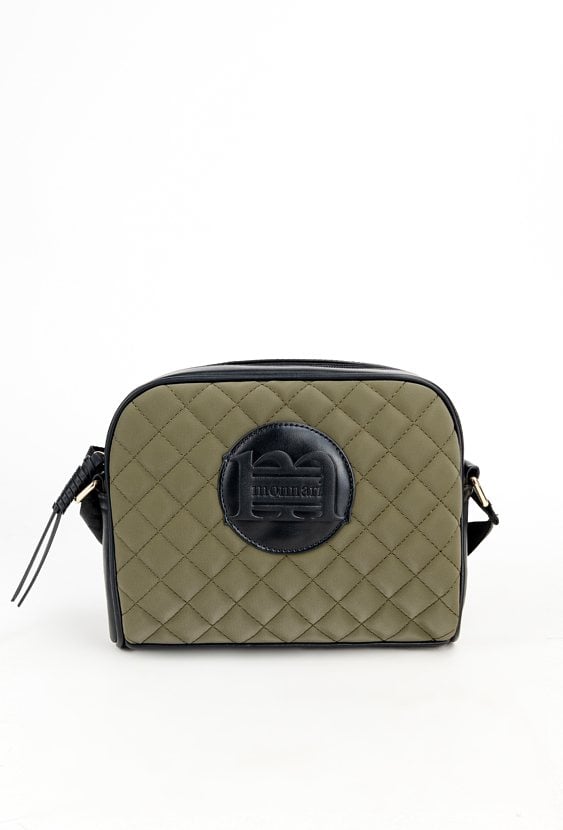 Pikowana torebka na pasku