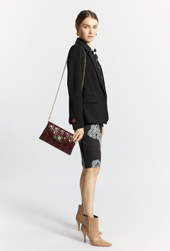 Pikowana kopertówka