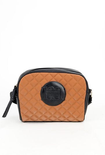 Pikowana torebka na pasku