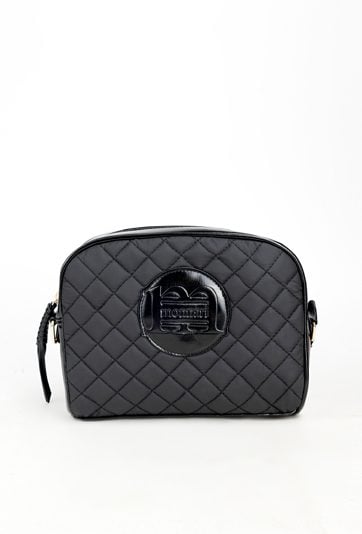 Pikowana torebka na pasku