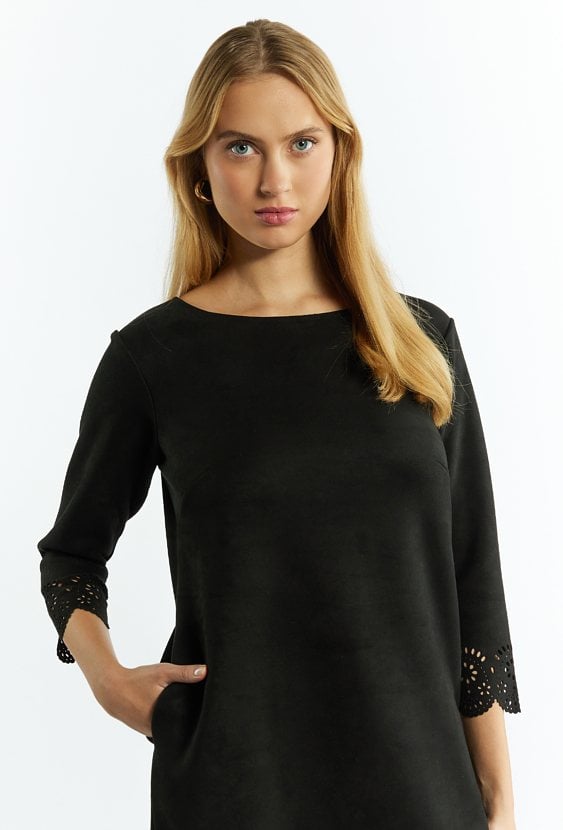 Sukienka damska ze zdobieniem