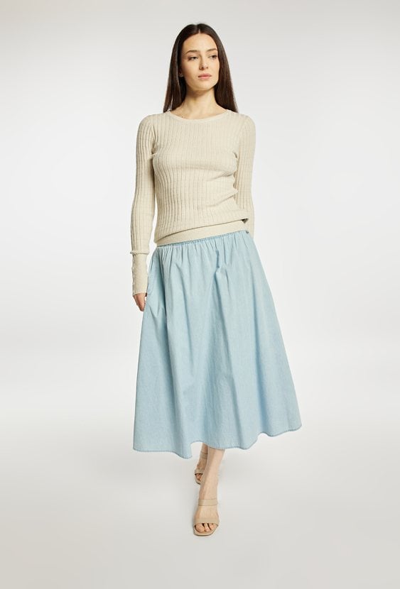 Dopasowany sweter damski