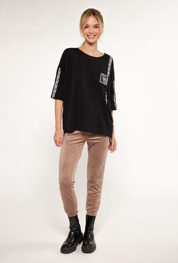 T-shirt z logo marki