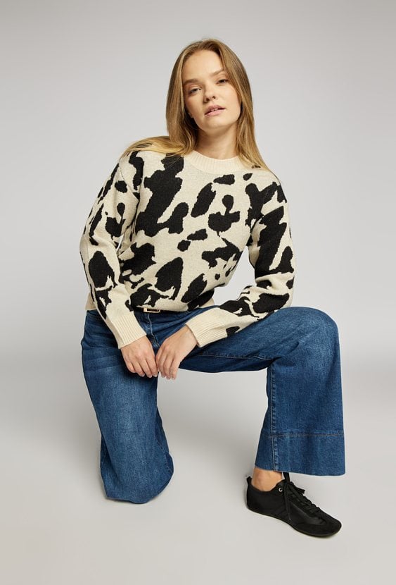 Wzorzysty sweter