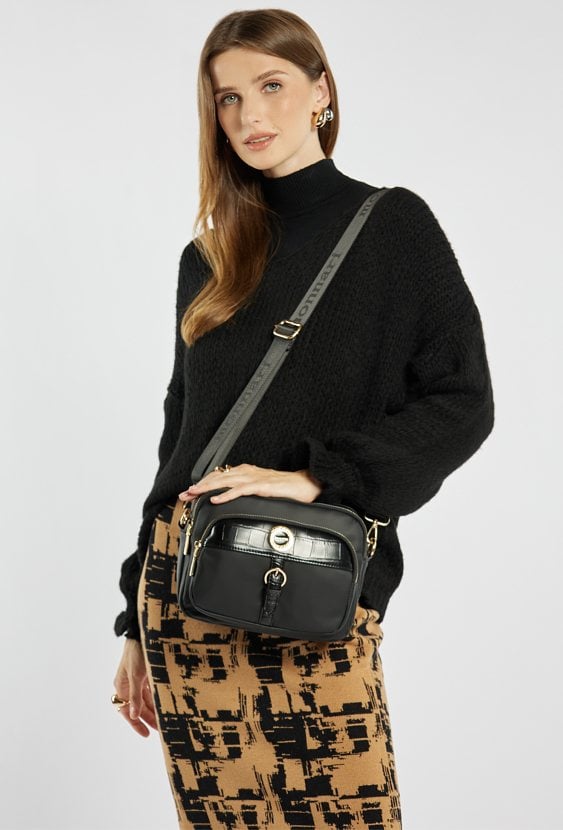 Mała torebka na pasku