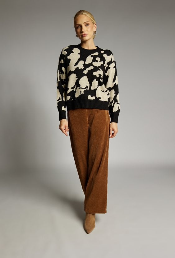 Wzorzysty sweter