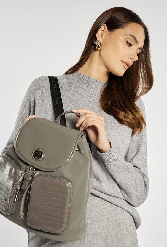 Duży plecak z kieszonkami