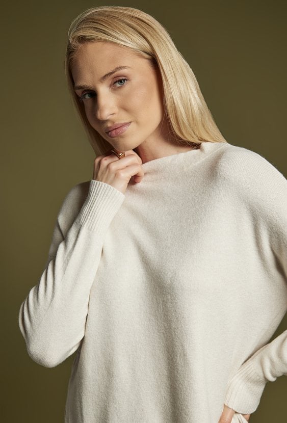Sweter damski z modalem i wiskozą