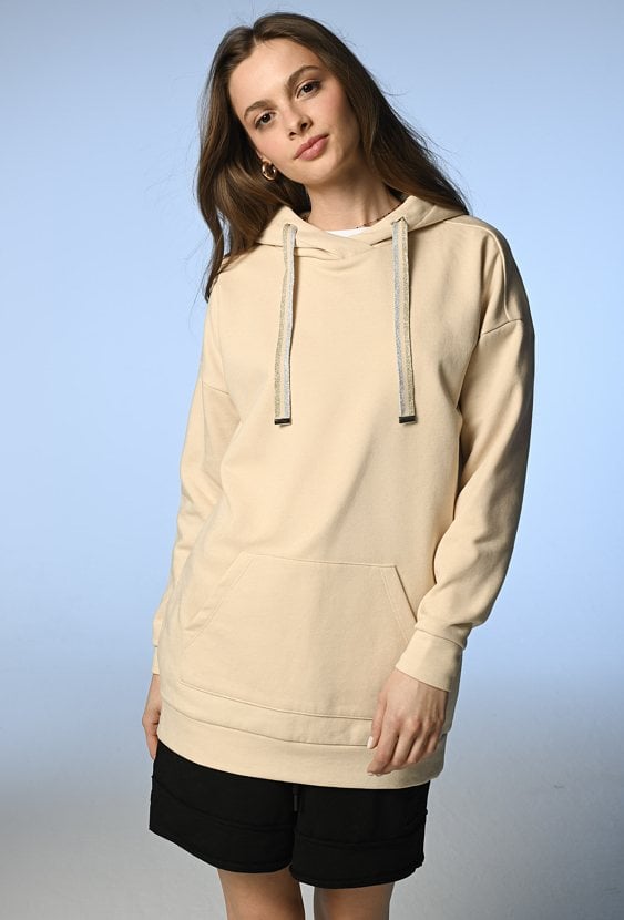 Bluza z kapturem z ozdobną taśmą