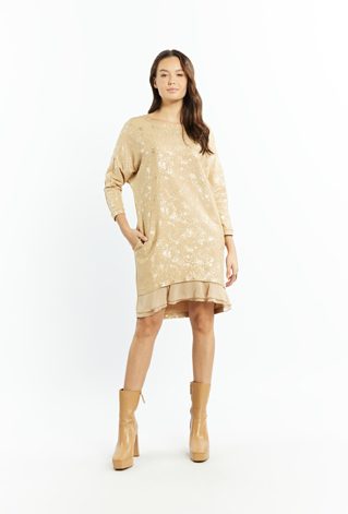 Dzianinowa sukienka damska o prostym kroju