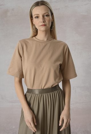 T-shirt o pudełkowym fasonie