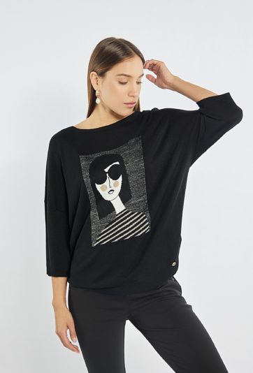 Sweter z luźnym krojem