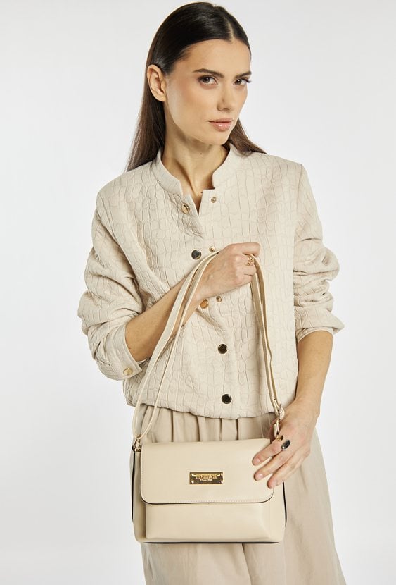 Mała torebka z klapą