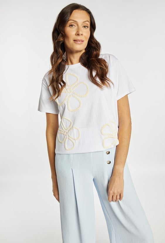 T-shirt z kwiatami
