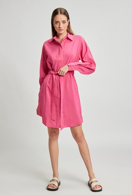 Koszulowa sukienka damska z paskiem